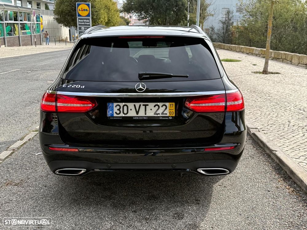 Mercedes-Benz E 220 d AMG Line - 4