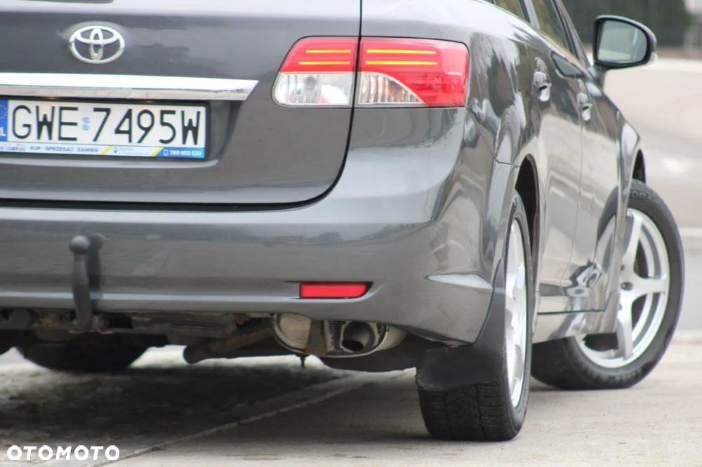 Toyota Avensis 1.6 Business Edition - 32