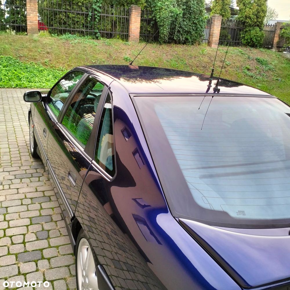 Renault Safrane - 7