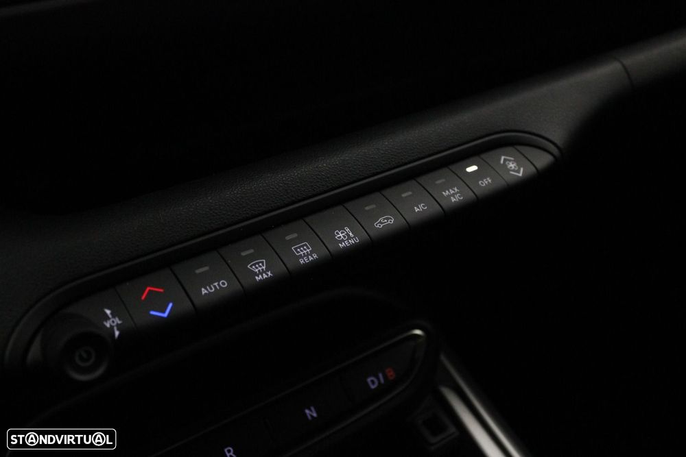 Jeep Avenger 54 kWh Summit - 19