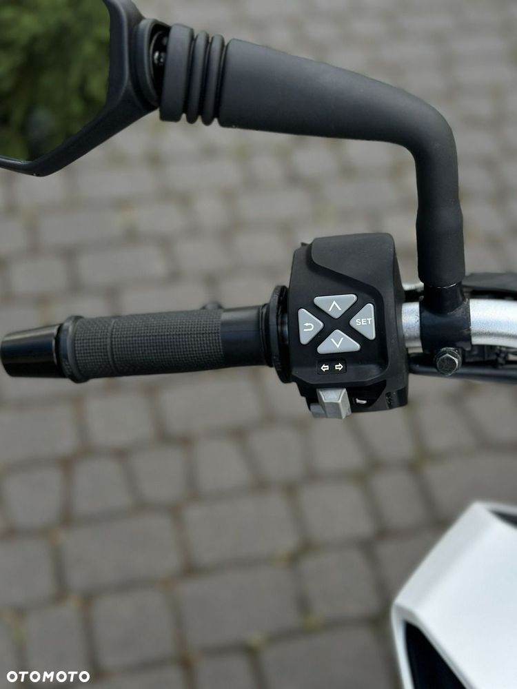 KTM Duke - 19