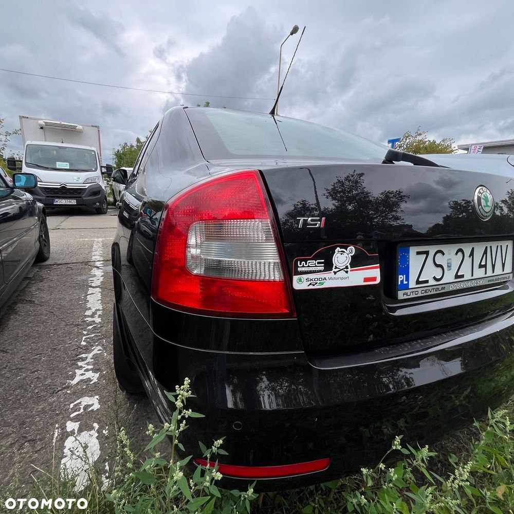 Skoda Octavia 1.8 TSI Ambiente - 16