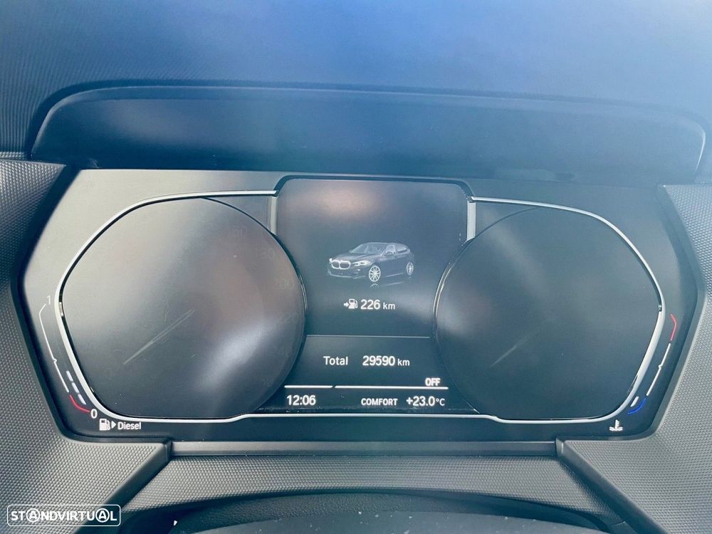 BMW 116 d Pack Desportivo M Auto - 22
