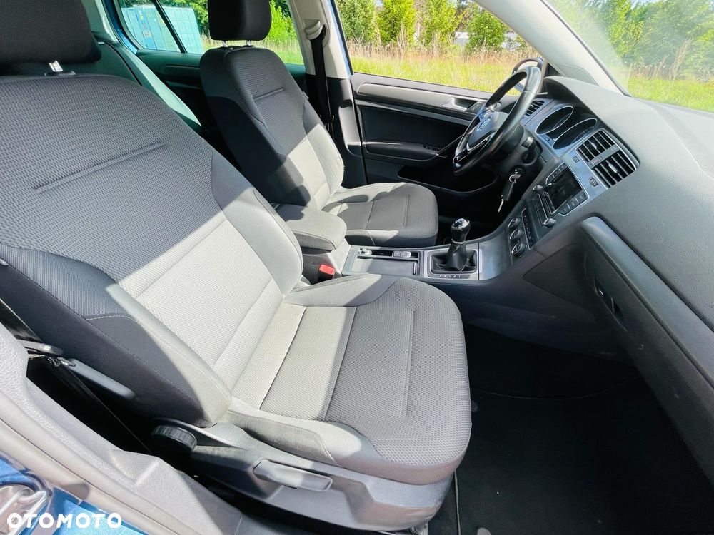 Volkswagen Golf 1.2 TSI BMT Trendline Perfectline - 14