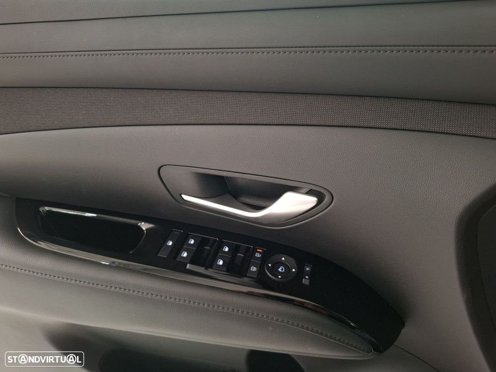 Hyundai Tucson 1.6 T-GDI HEV Vanguard — fotografia 25
