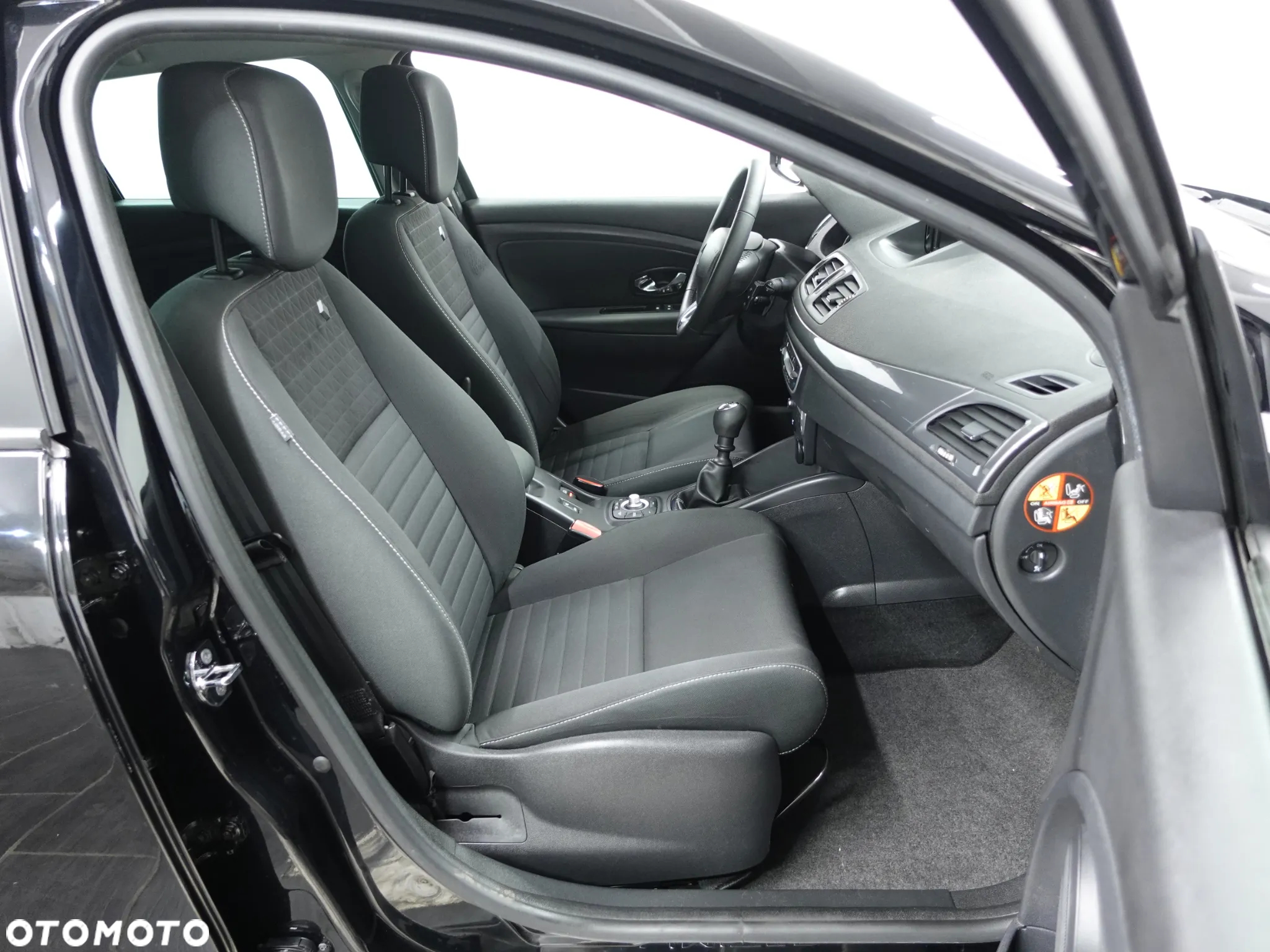 Renault Megane Grandtour ENERGY TCe 115 Start & Stopp LIMITED - 26