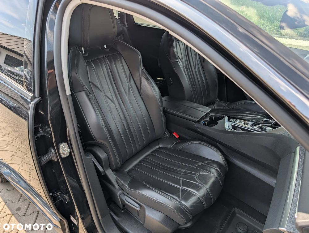 Peugeot 5008 BlueHDi 130 EAT8 Allure - 31