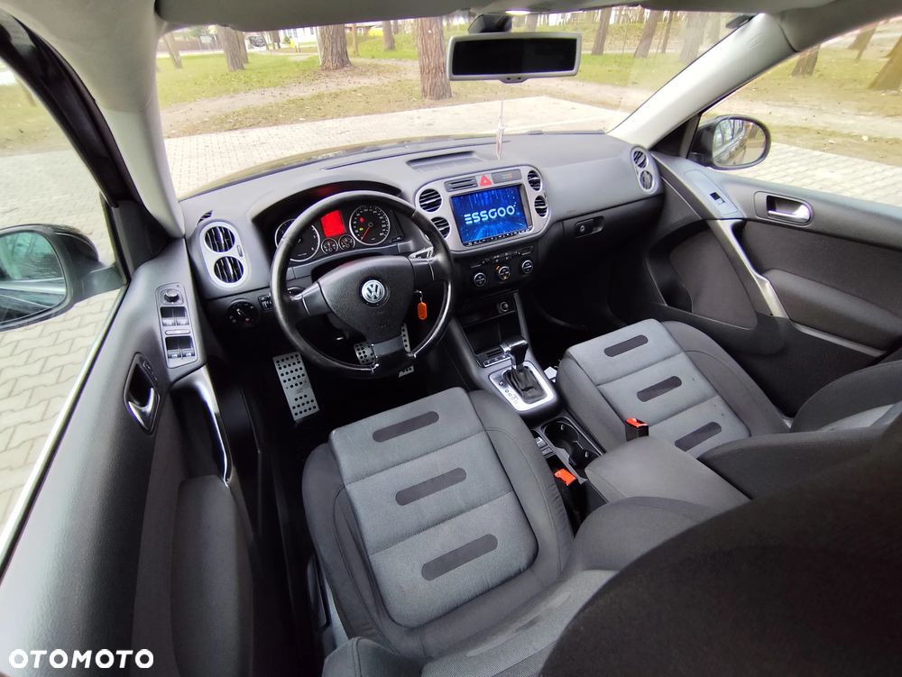Volkswagen Tiguan - 25