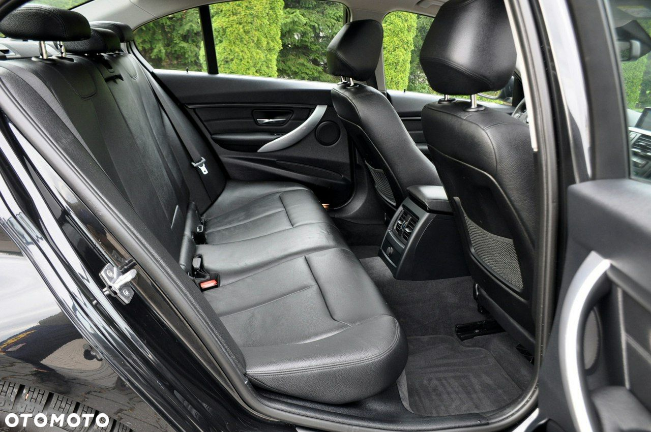 BMW Seria 3 - 19