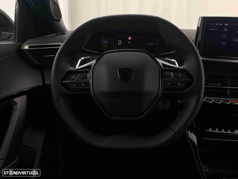 Peugeot 2008 1.2 Hybrid Allure e-DCS6 - 11