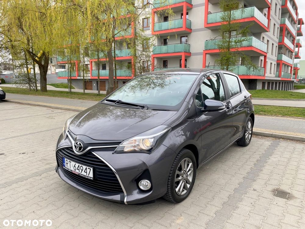 Toyota Yaris 1.33 VVT-i - 1