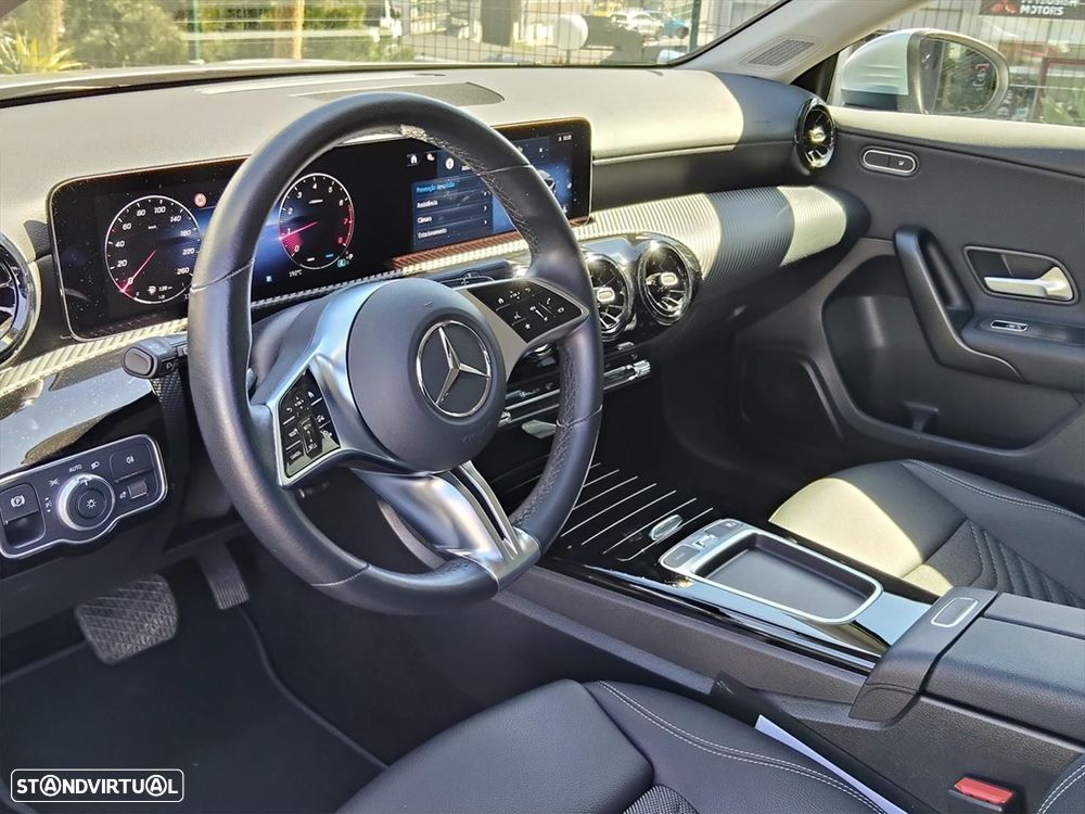 Mercedes-Benz A 200 Style Plus Aut. - 10