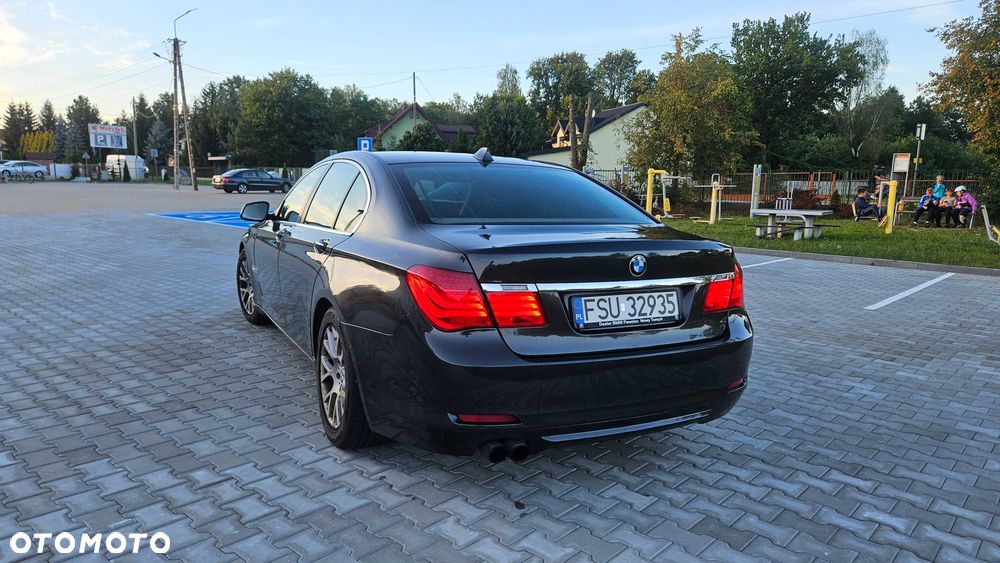 BMW Seria 7 - 2