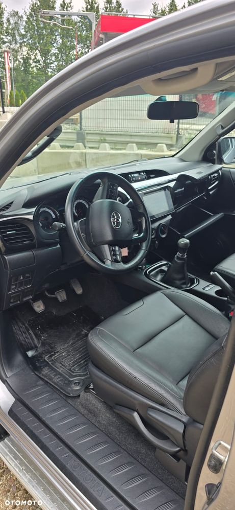 Toyota Hilux 2.4 D-4D Extra Cab SR 4x4 - 29