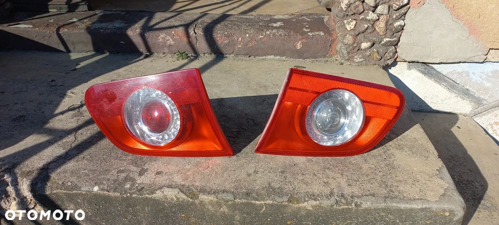 lewa  LAMPA KLAPY TYŁ VW PASSAT B6 KOMBI EU _