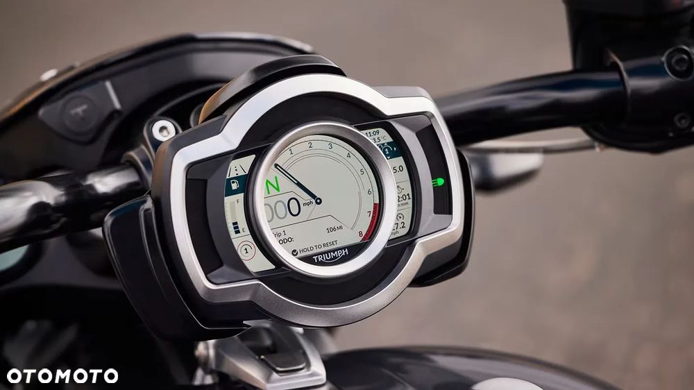 Triumph Rocket - 7