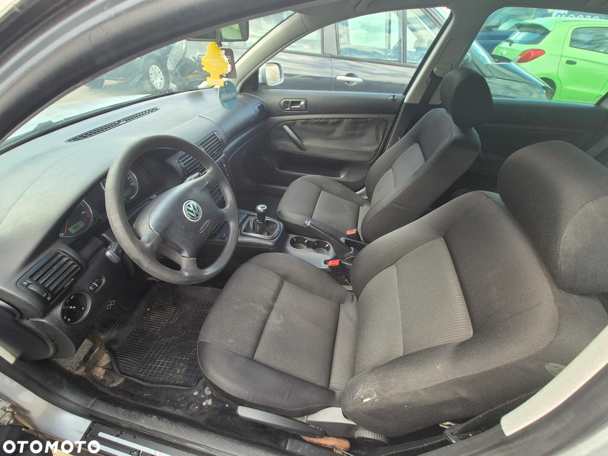 Volkswagen Passat 1.6 Basis - 13