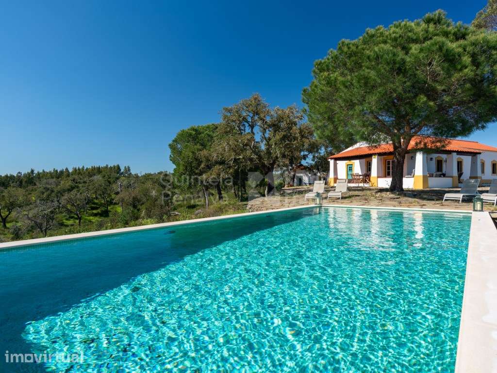 Moradia T4 com piscina e monte com 2,8 ha em Grândola - Grande imagem: 3/43