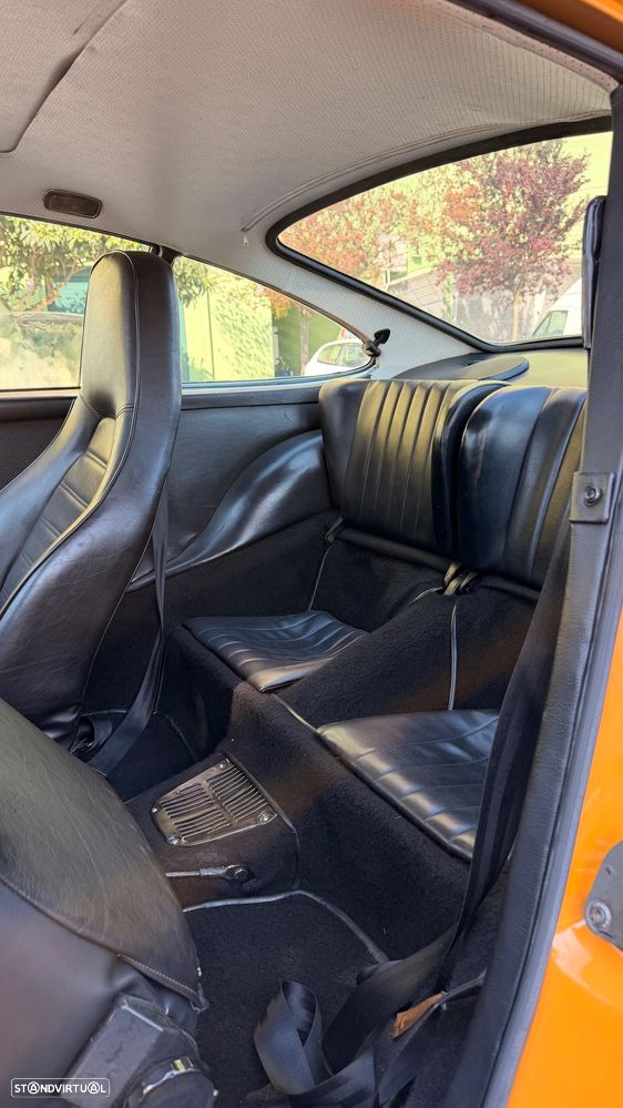 Porsche 911 Série F - 34