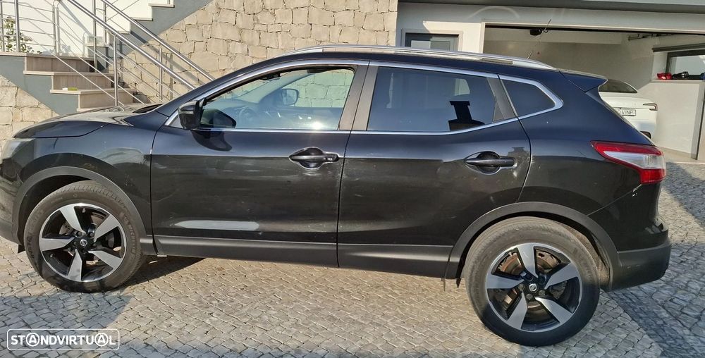 Nissan Qashqai 1.5 dCi N-Connecta - 2