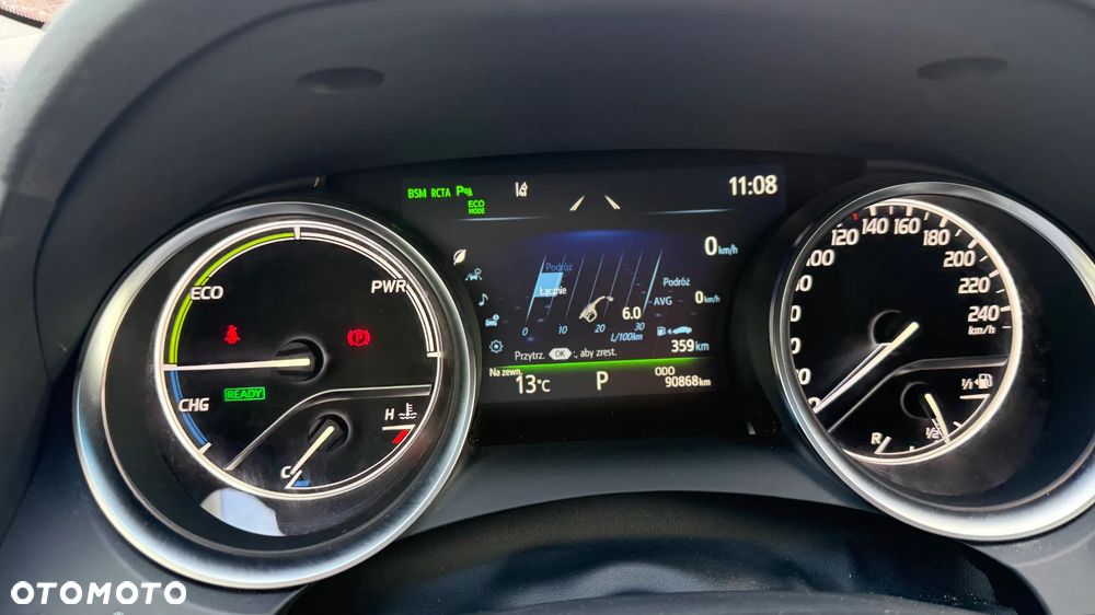 Toyota Camry - 16