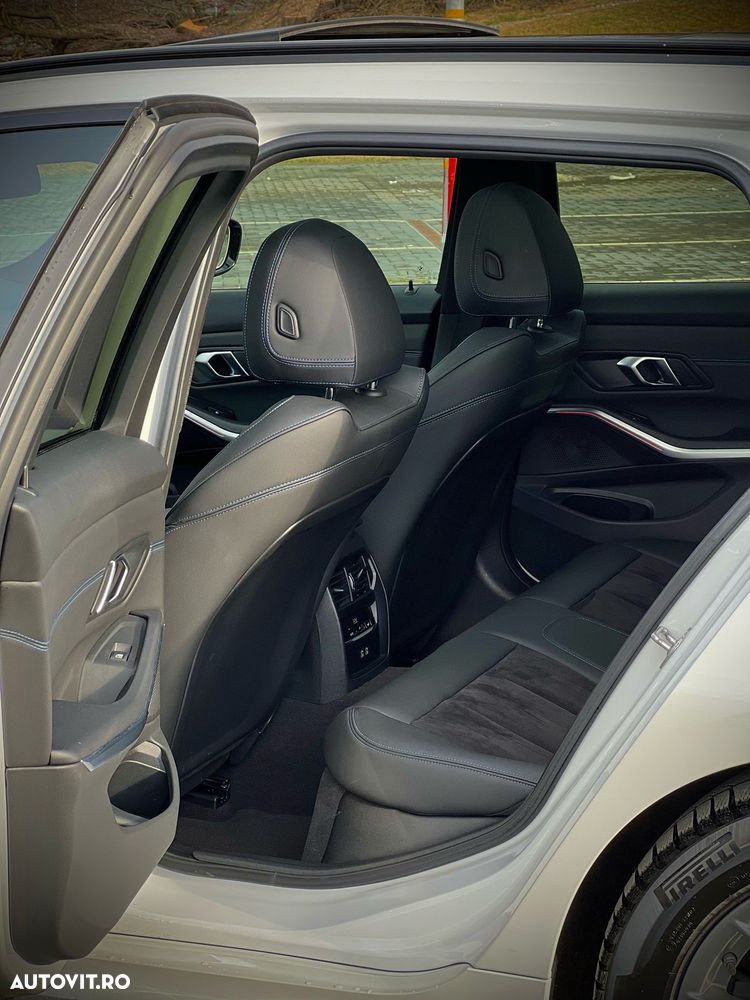 BMW Seria 3 320i Aut. Edition M Sport Shadow - 13