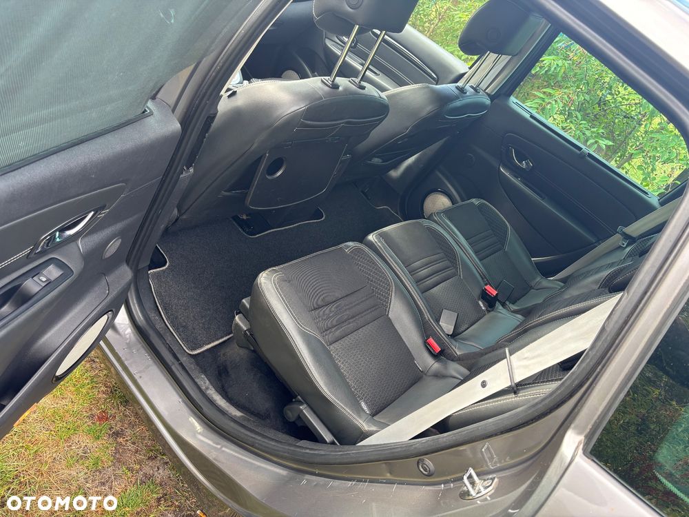 Renault Grand Scenic ENERGY TCe 115 Bose Edition - 19