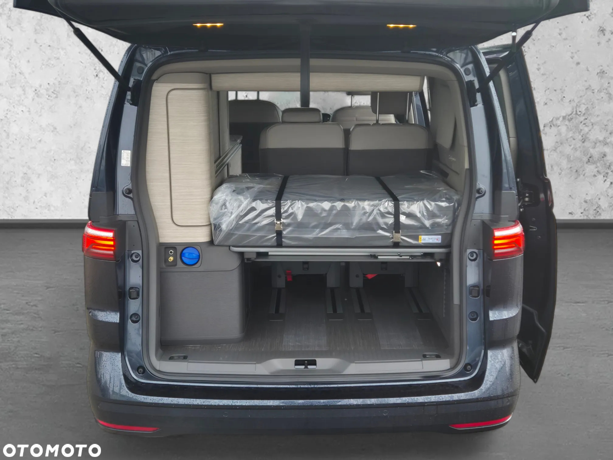 Volkswagen California - 12