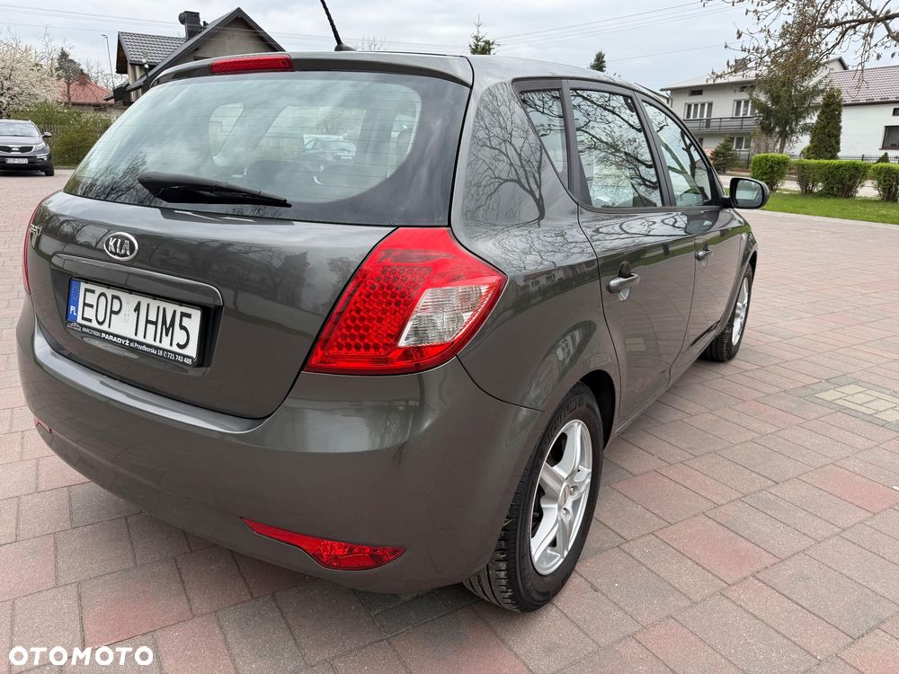 Kia Ceed 1.4 CVVT Attract - 4