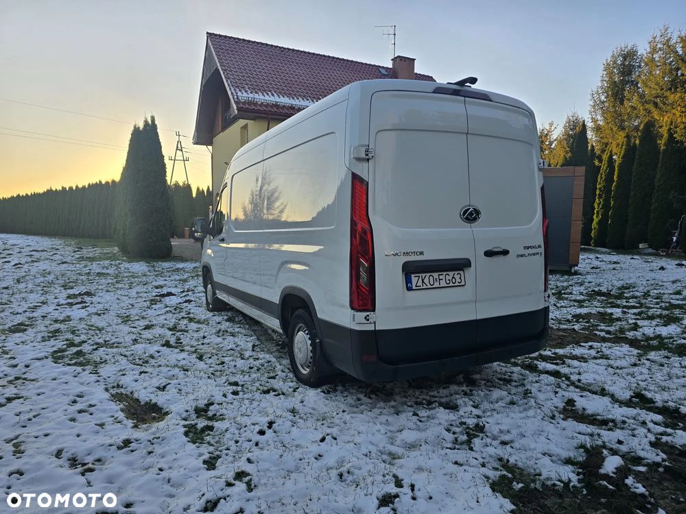Maxus Deliver 9 - 7