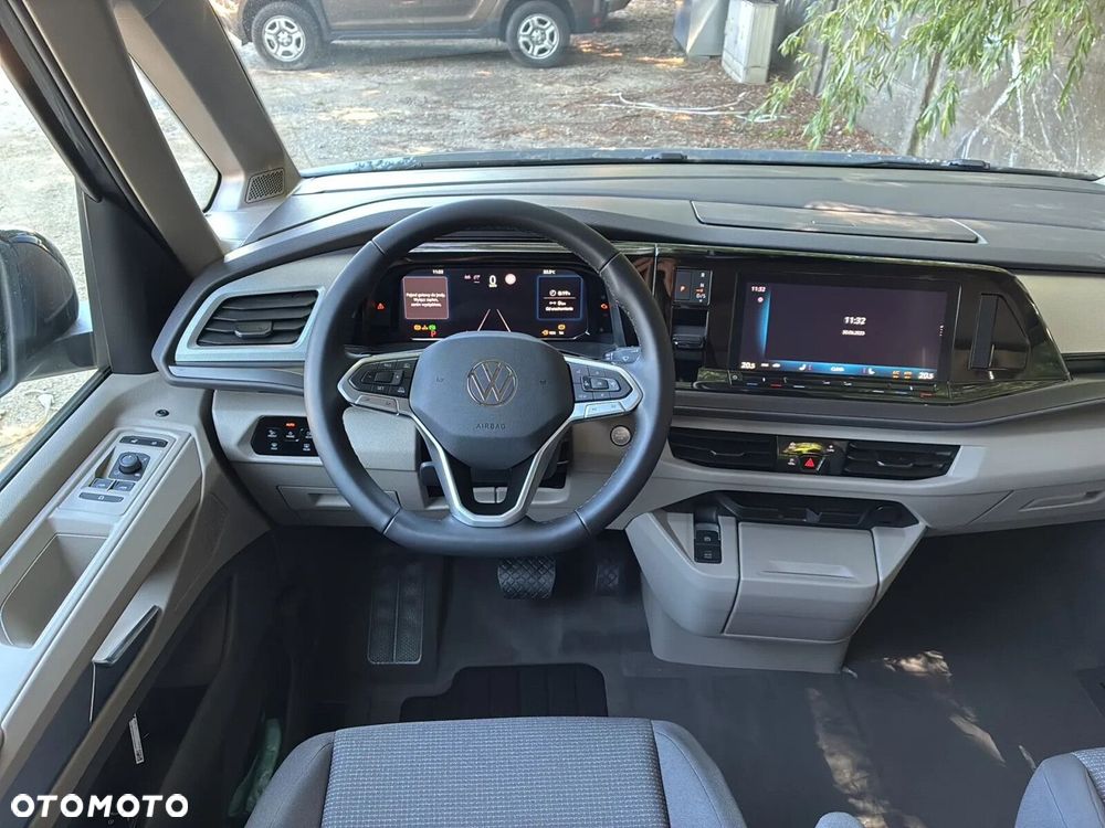 Volkswagen Multivan - 19