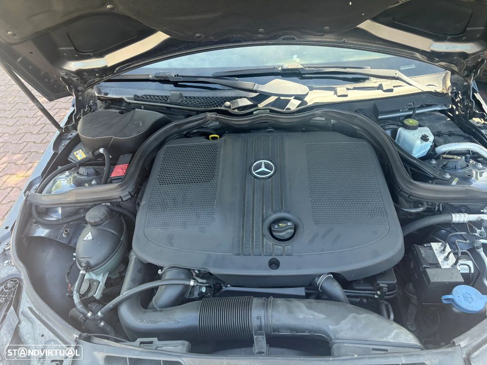 Mercedes-Benz C 220 Station CDI Avantgarde Edition - 10