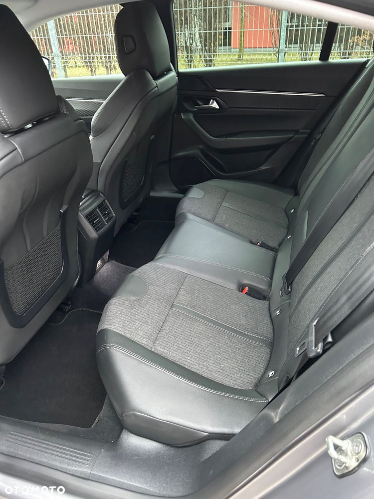 Peugeot 508 PureTech 180 EAT8 Active - 13