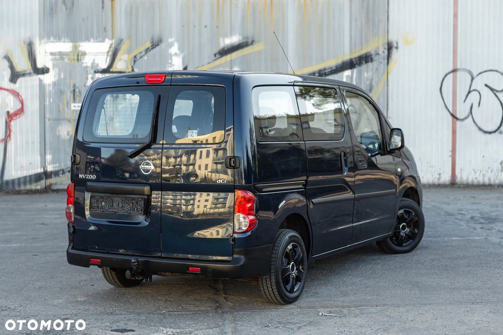 Nissan NV200 - 18