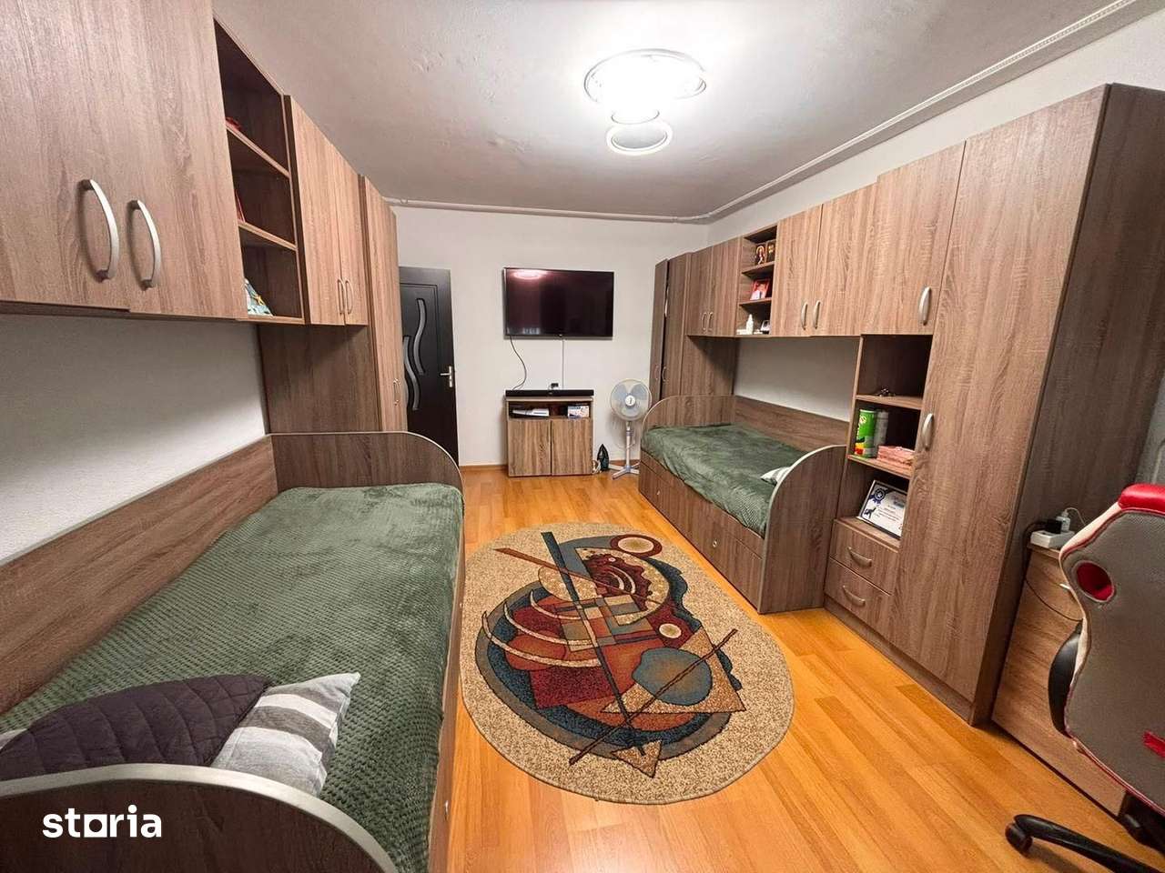 Apartament 2 camere decomandat, renovat, pivnita - Vasile Aaron — fotografia 1