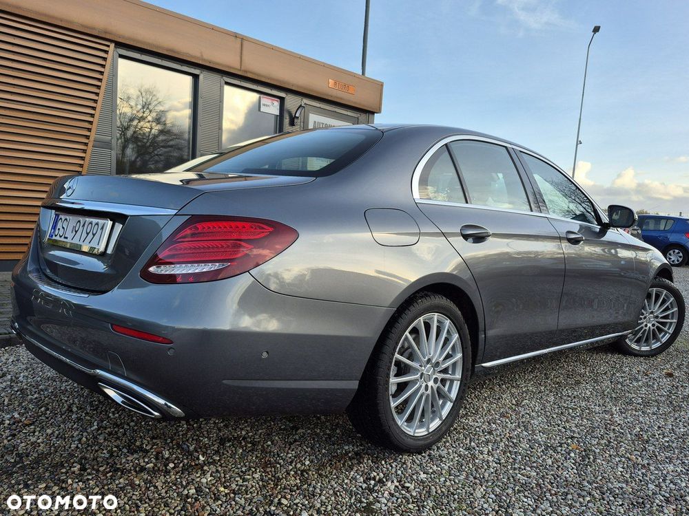 Mercedes-Benz Klasa E - 17