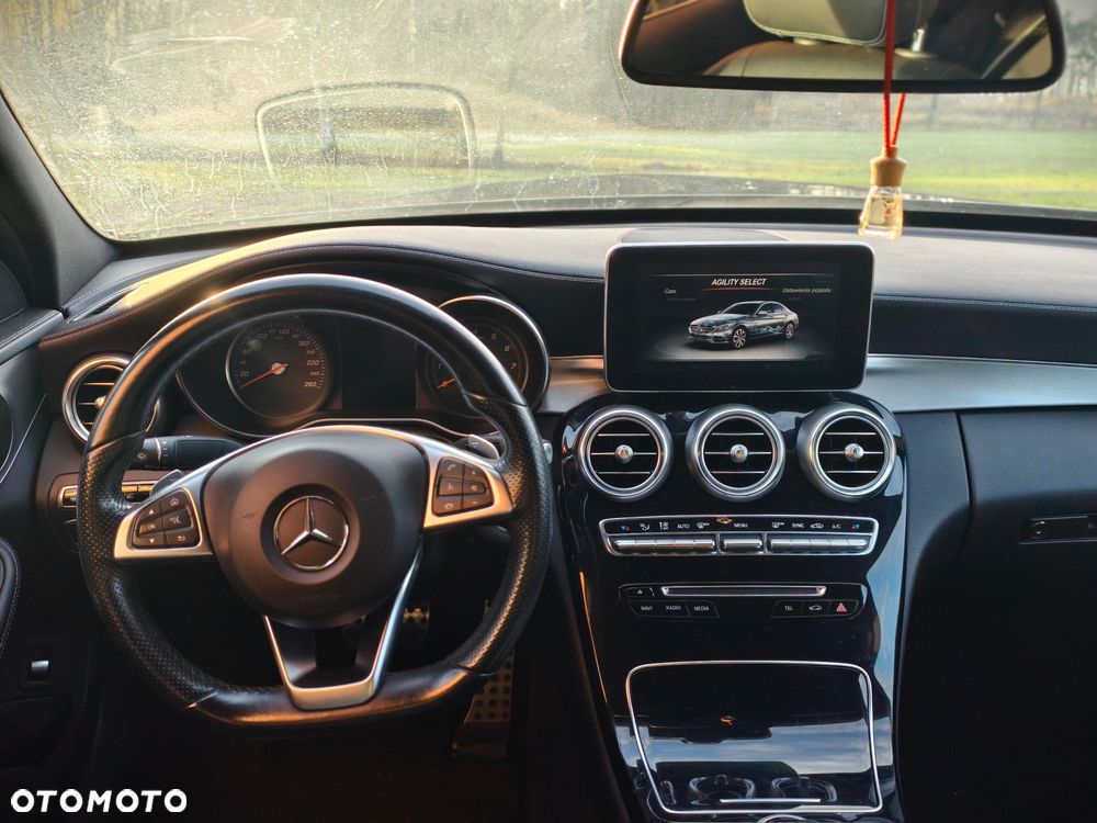 Mercedes-Benz Klasa C 200 7G-TRONIC AMG Line - 11