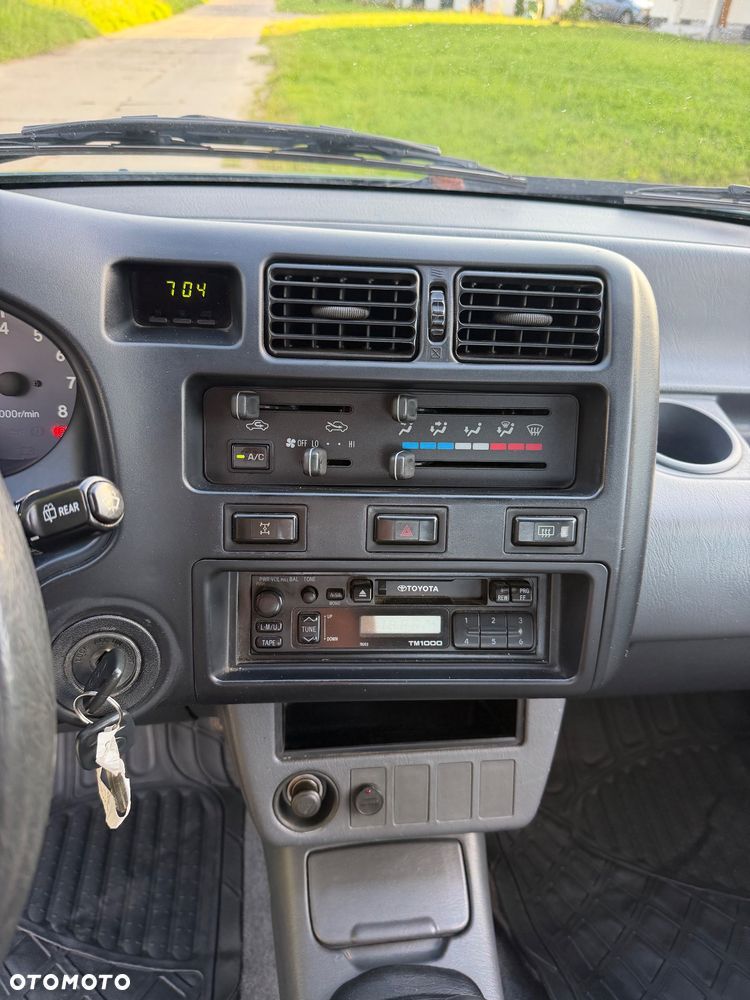 Toyota RAV4 2.0 - 20
