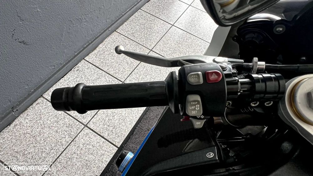 BMW S 1000 RR - 13