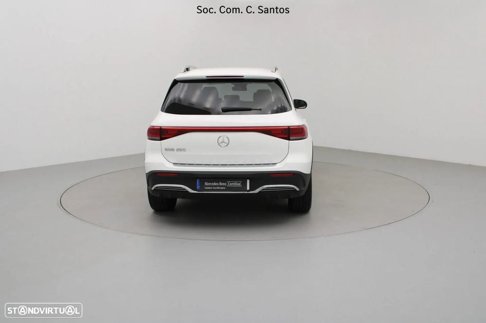 Mercedes-Benz EQB 250 AMG Line - 5