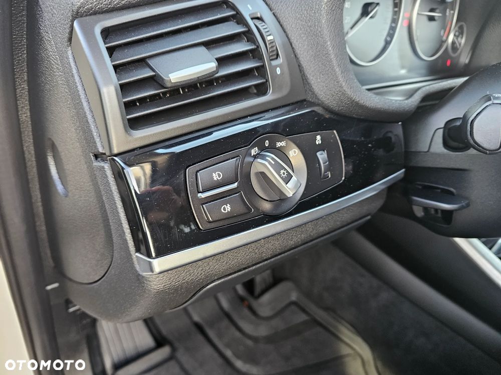 BMW X4 xDrive20d - 11