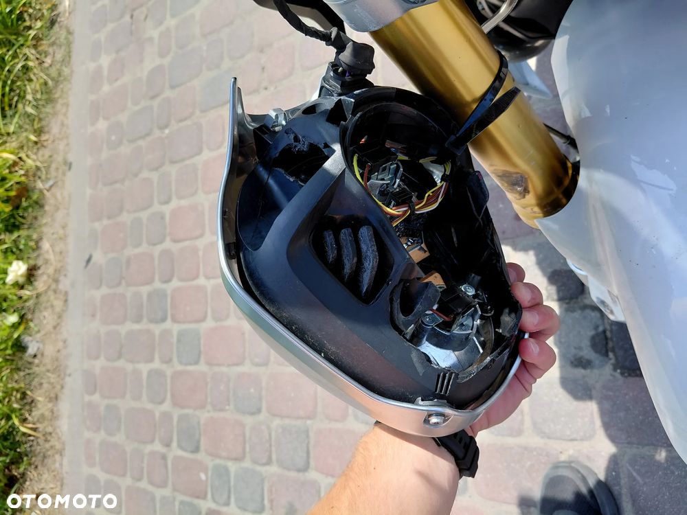 BMW R - 12