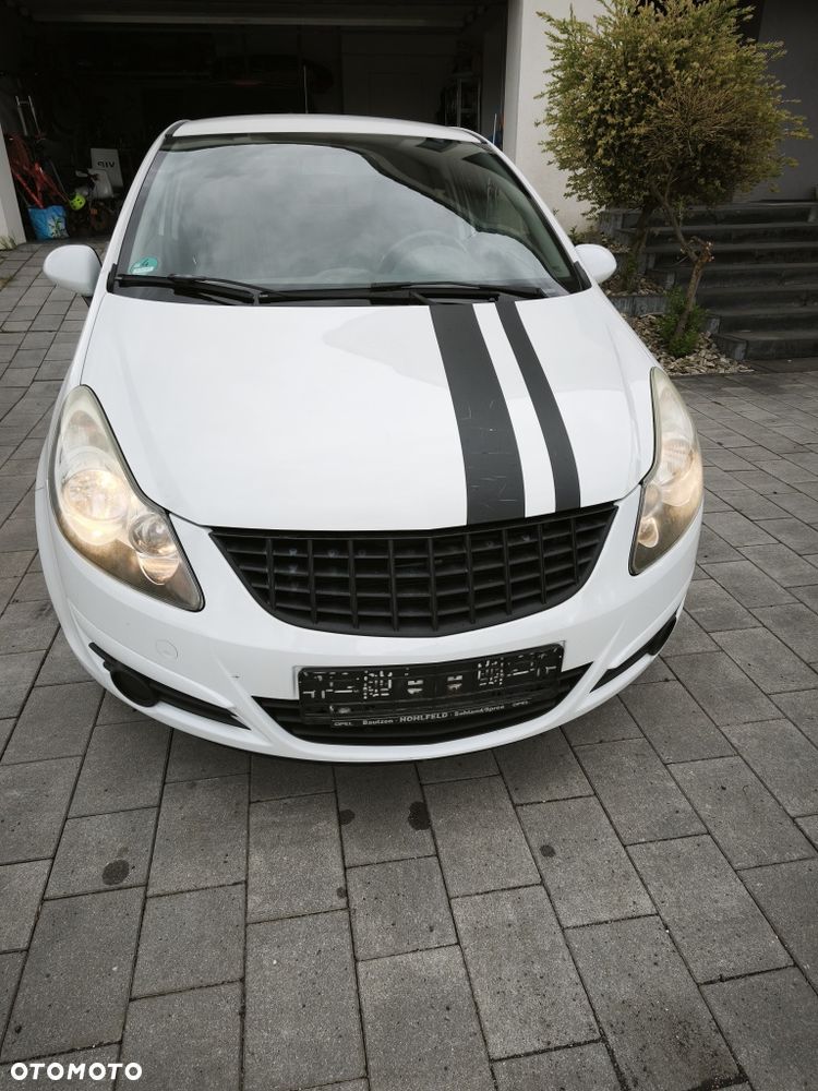 Opel Corsa - 1