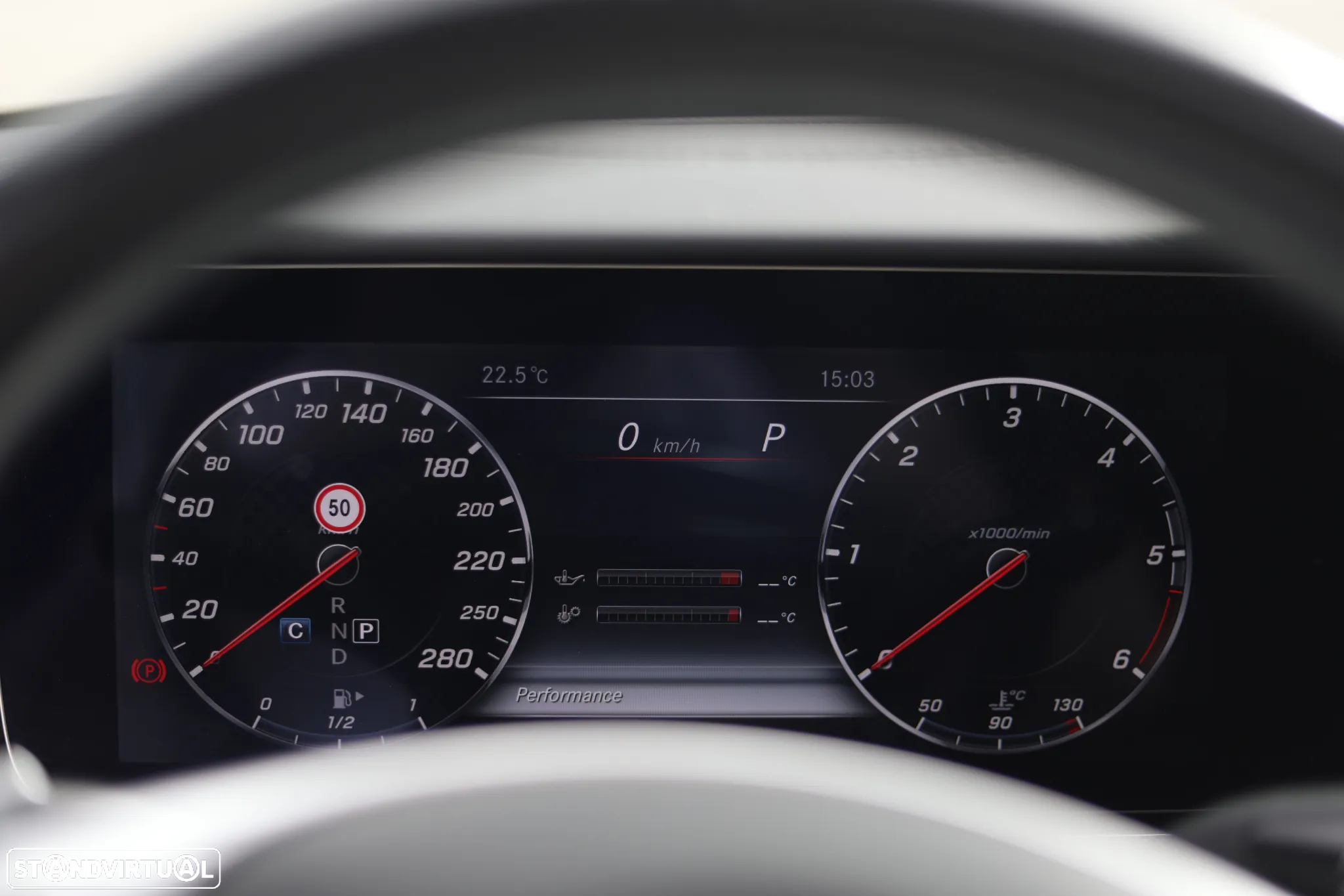 Mercedes-Benz E 220 d 9G-TRONIC AMG Line - 37
