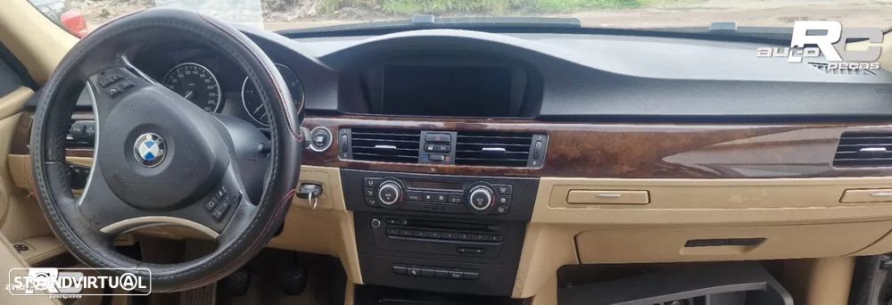 BMW E90 320D – Viatura para peças - 5