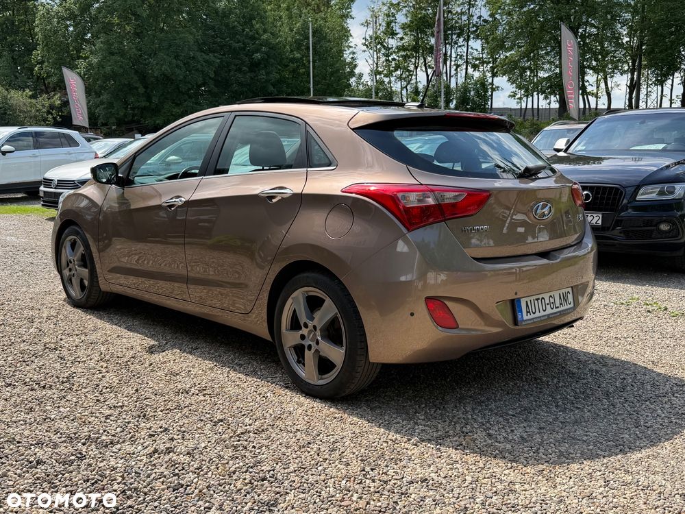 Hyundai i30 blue 1.6 GDI Passion - 34