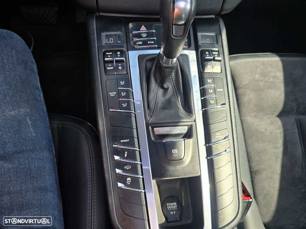 Porsche Macan S - 18