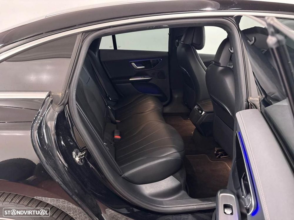 Mercedes-Benz EQE 300 Electric Art - 7