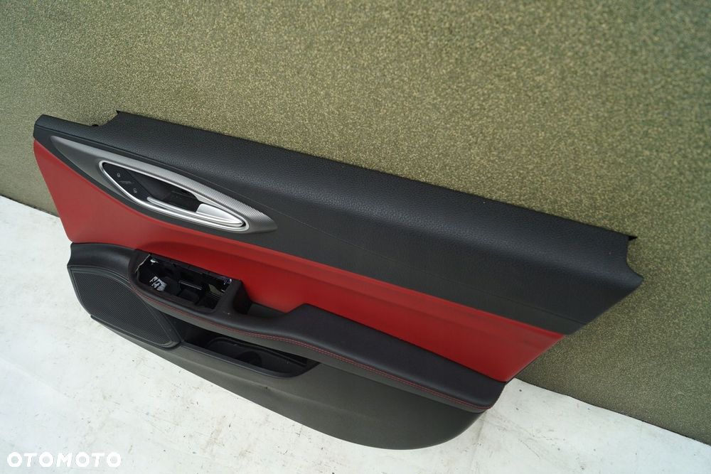 TAPICERKA BOCZEK PRAWY PRZEDNI ALFA ROMEO GIULIA - 2