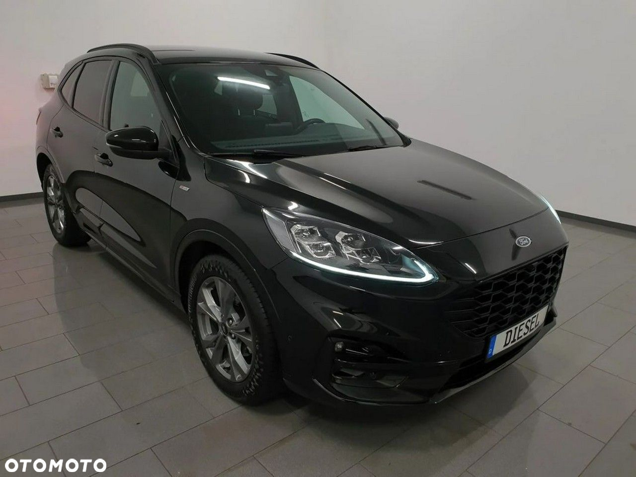 Ford Kuga 2.0 EcoBlue Hybrid ST-LINE X - 3